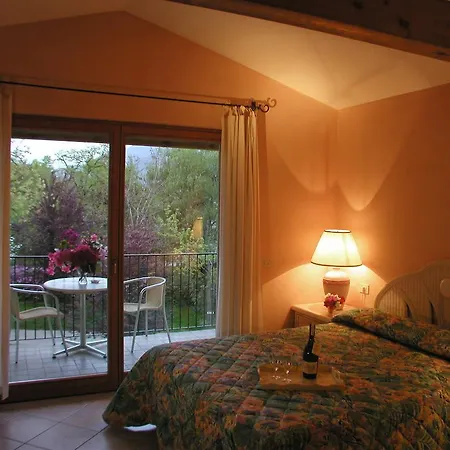 홀리데이파크 Villaggio Turistico Riviera 2*